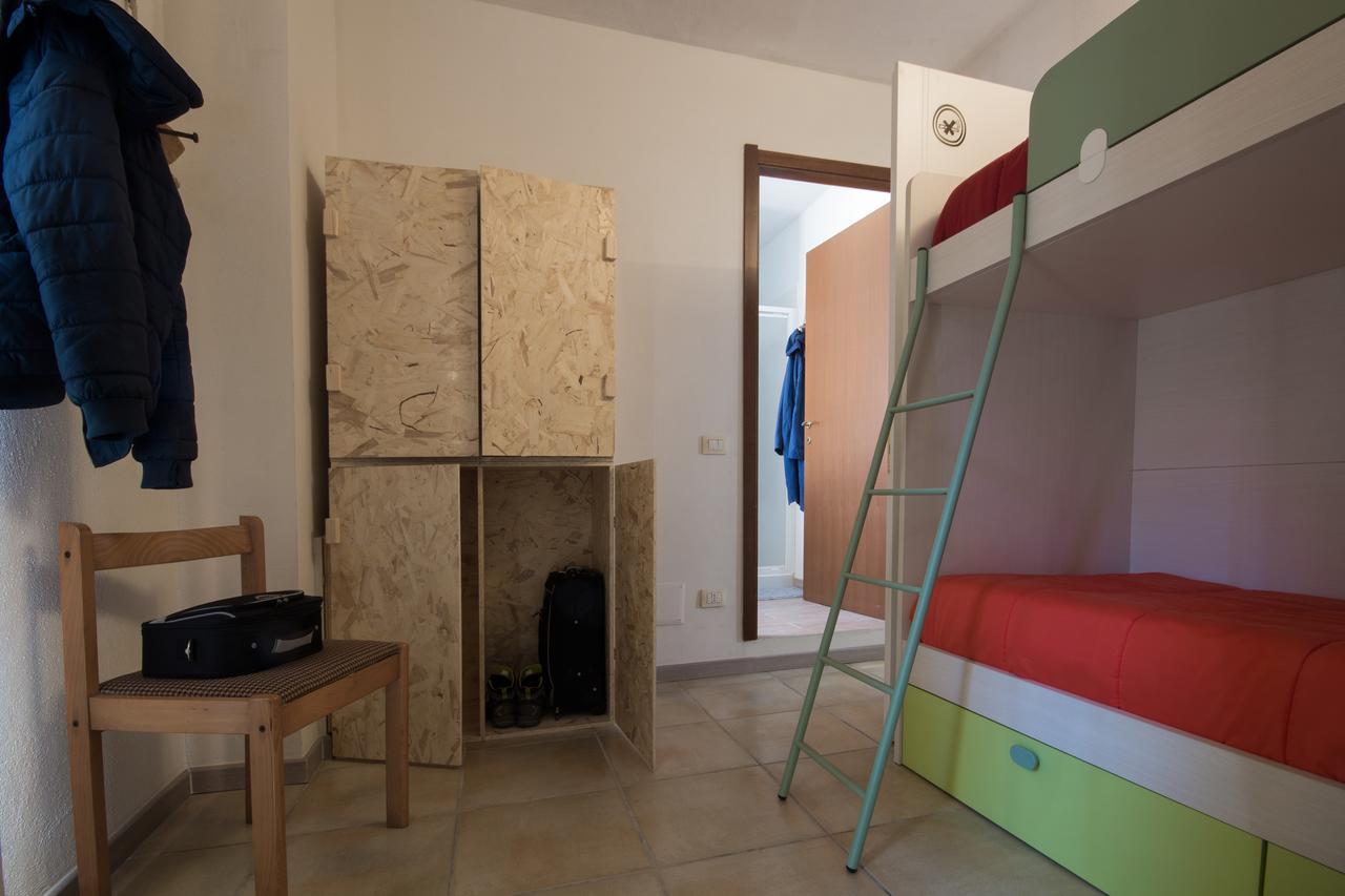 Hostel Sardinia กวาร์ตู ซานเตเลนา ภายนอก รูปภาพ