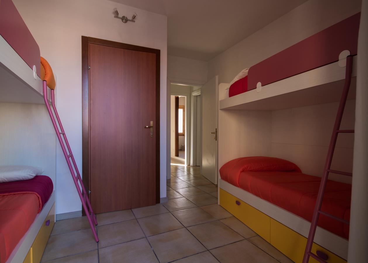 Hostel Sardinia กวาร์ตู ซานเตเลนา ภายนอก รูปภาพ