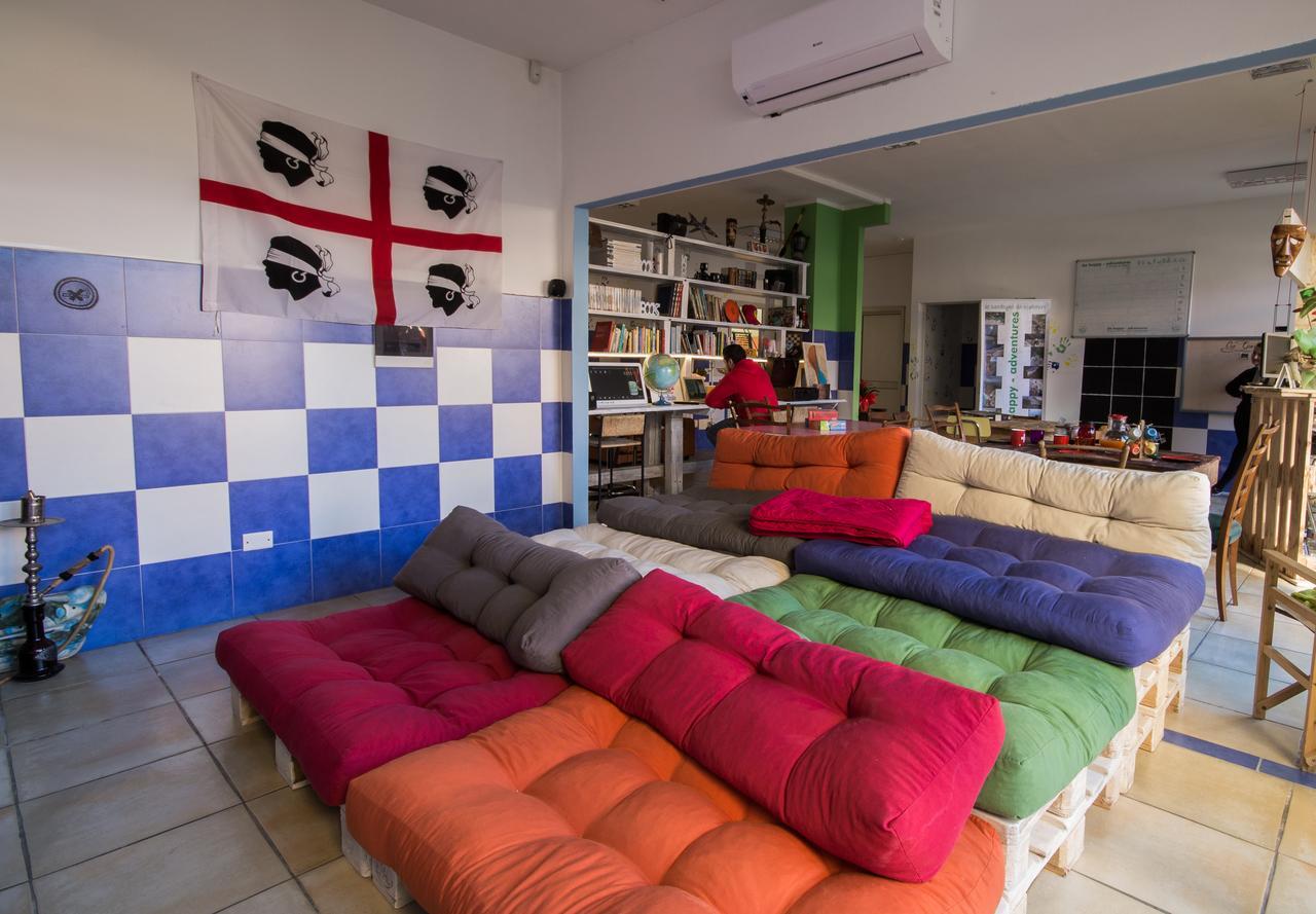 Hostel Sardinia กวาร์ตู ซานเตเลนา ภายนอก รูปภาพ