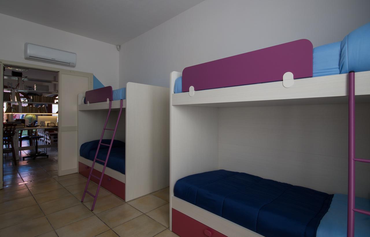 Hostel Sardinia กวาร์ตู ซานเตเลนา ภายนอก รูปภาพ